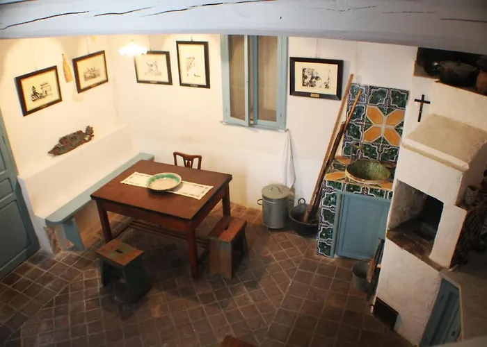 Zioli Vintage Apartment Dom wakacyjny Noto